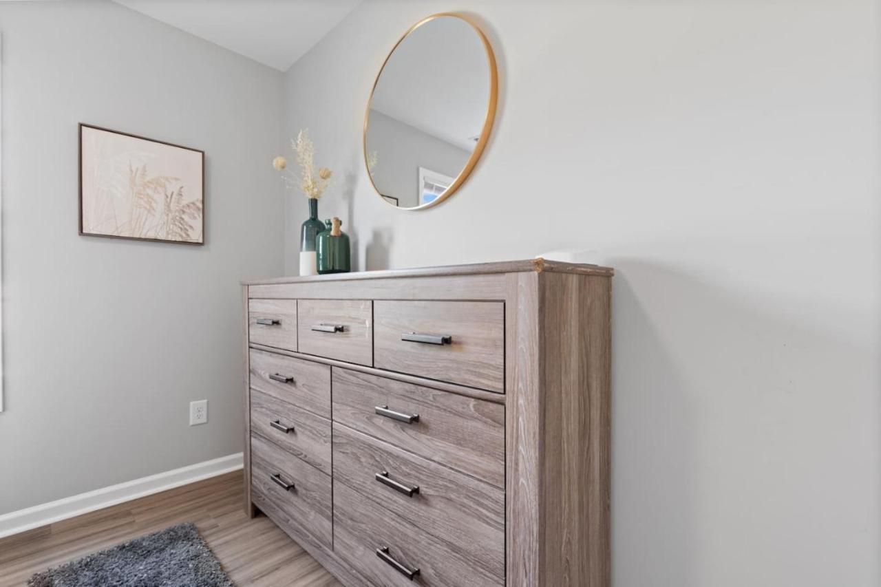 New Luxe Apt 3Br Downtown Fay Unit B 파예트빌 외부 사진