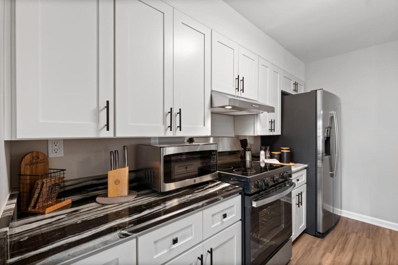 New Luxe Apt 3Br Downtown Fay Unit B 파예트빌 외부 사진