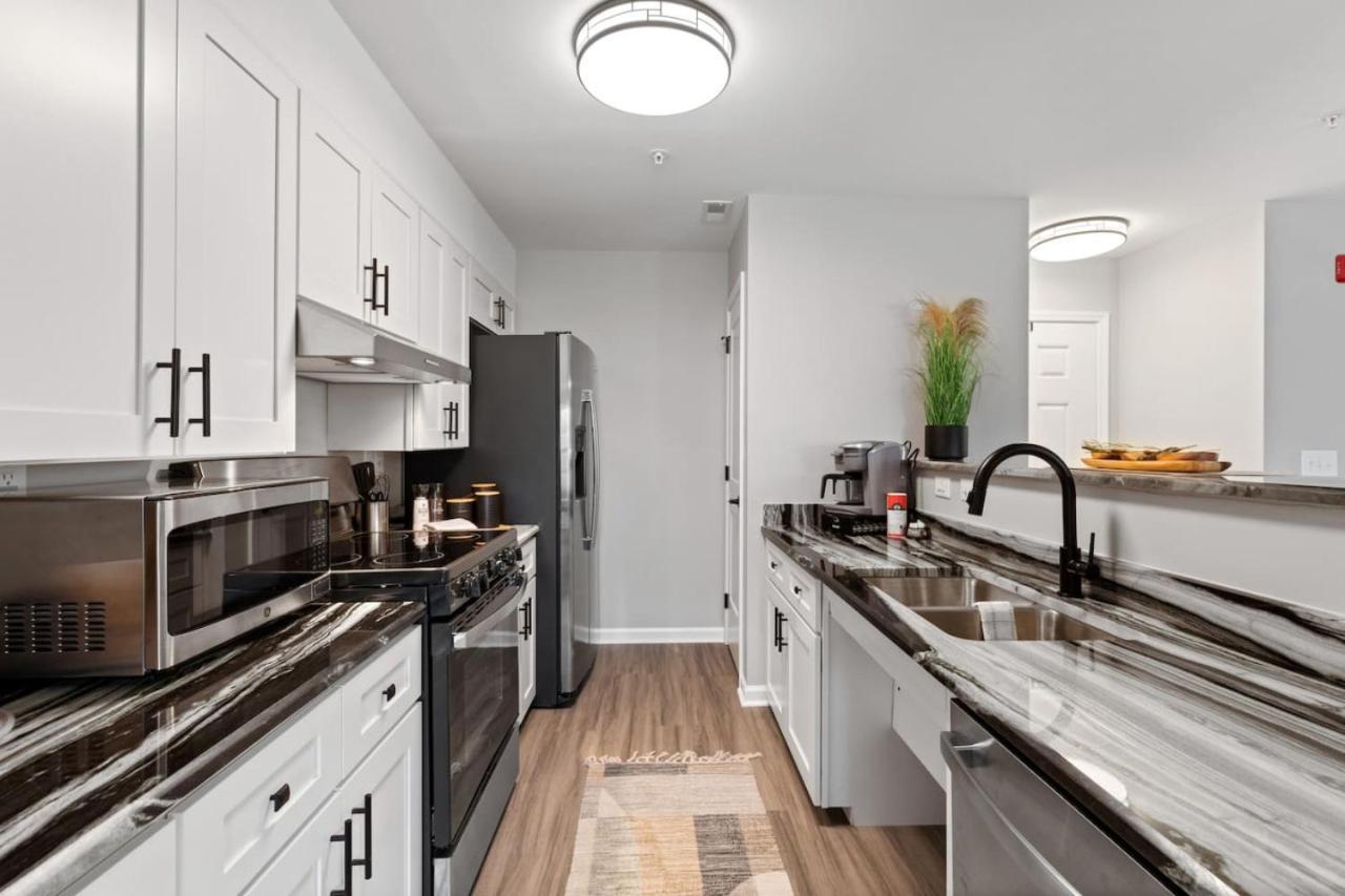 New Luxe Apt 3Br Downtown Fay Unit B 파예트빌 외부 사진